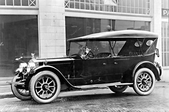 1922 photo of a Packard