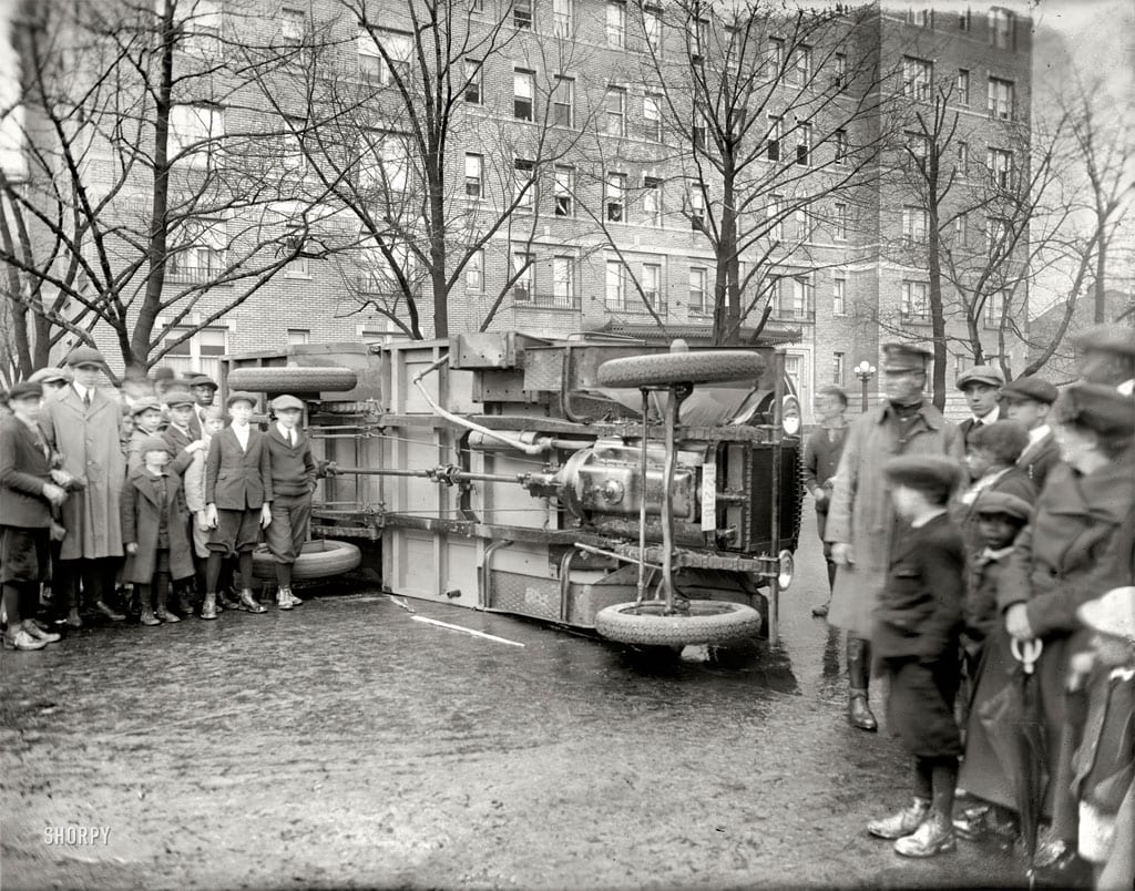 Overturned bus in Petworth (1921)