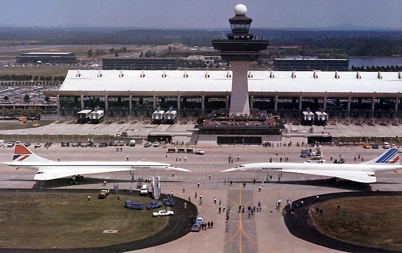 Two Concordes parked nose to nose at Dulles after arrival (1976)