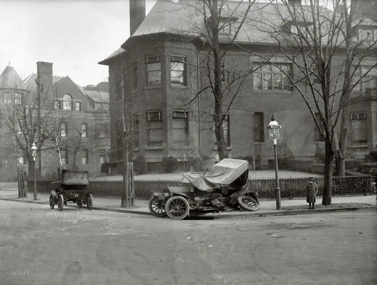 Massachusetts and 21st St. NW (1917)