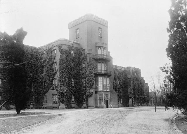 St. Elizabeths Center Building (Wikipedia)