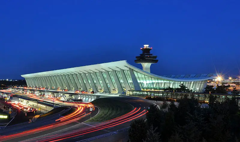 Washington Dulles International Airport (Wikipedia)