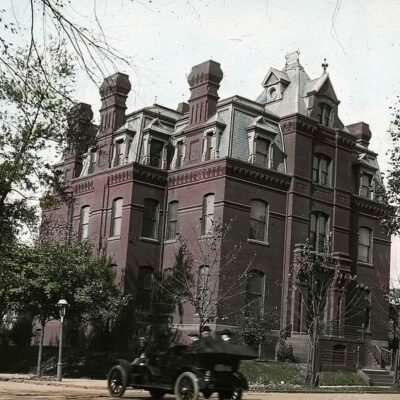 Blaine Mansion (1900)