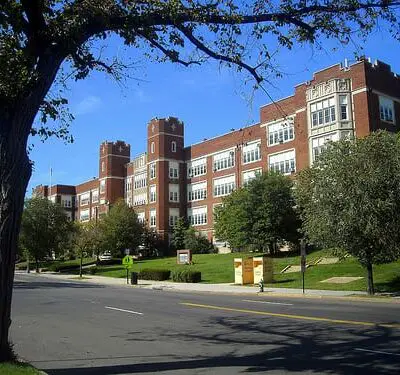 Eastern High School, 1700 E St. NE (Wikipedia)