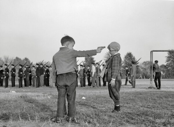 Kids playing with guns at Woodrow Wilson High School (1943)