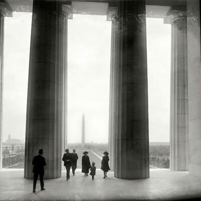 View of Washington Monument (1922)