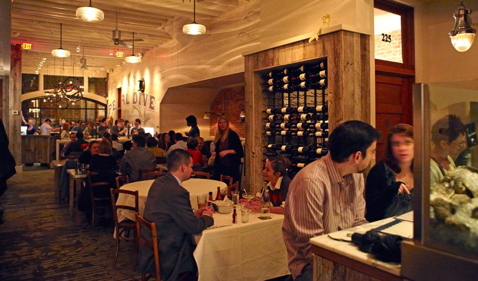 Pearl Dive Oyster Bar interior