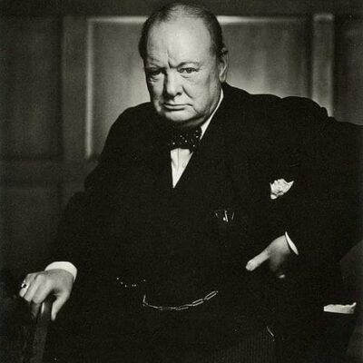 464px-Winston_Churchill_1941_photo_by_Yousuf_Karsh