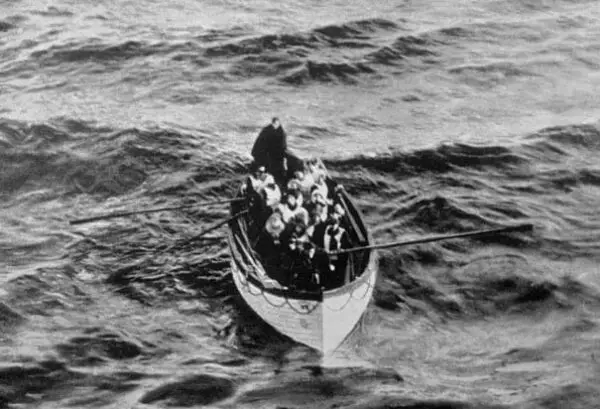 Titanic survivors (history.com)