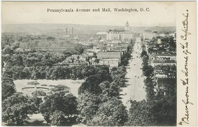 View down Pennsylvania Avenue from the Capitol, 1905 (via StreetsOfWashington.com)