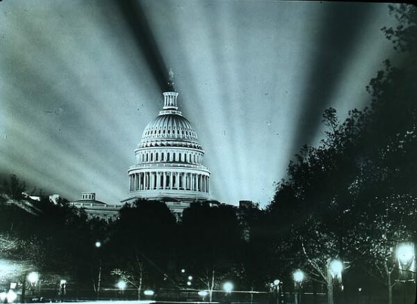 Capitol Building after World War I Armistace Day (DC Public Library Commons)