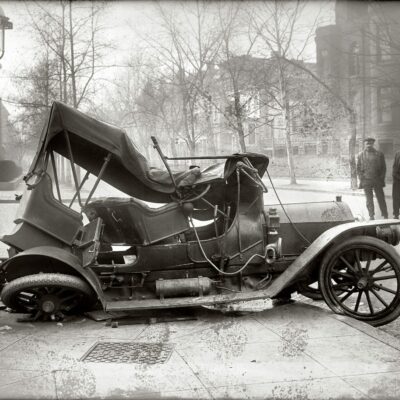 Wreck at Massachusetts Ave. and 21st St. in 1917 (Shorpy)