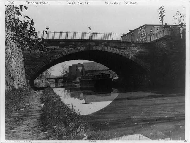 C&O Canal and Wisconsin Avenue Bridge, Georgetown circa 1920 (Library of Congress)