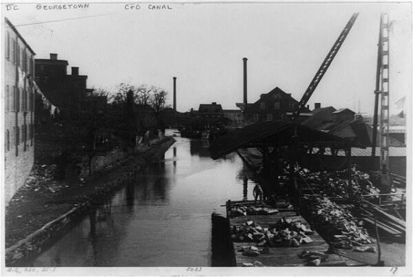 C&O Canal from Wisconsin Avenue Bridge, Georgetown circa 1920 (Library of Congress)