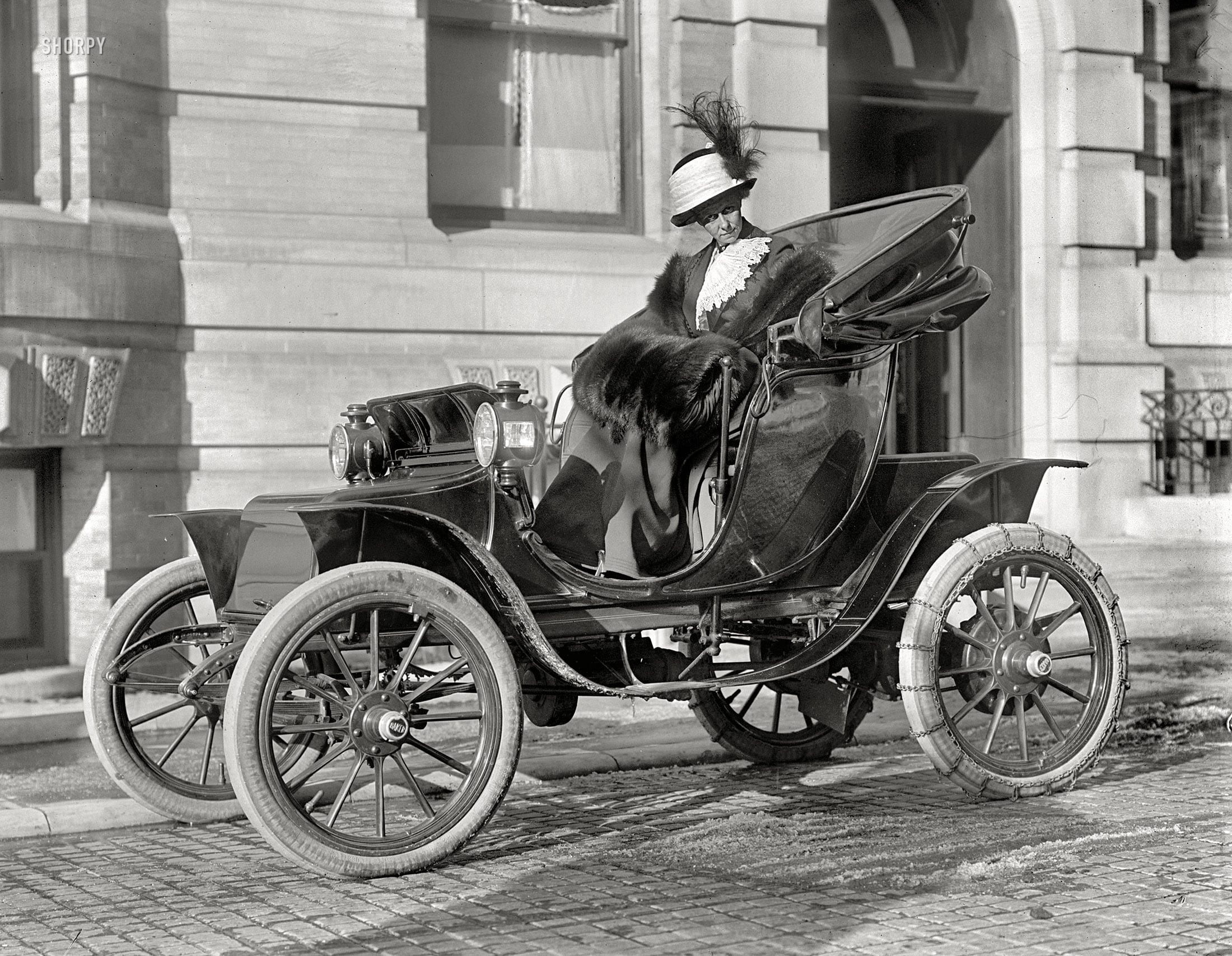 Washington, D.C., 1912. "Mrs. William E. Borah, (wife of) Senator from Idaho, in Baker Electric." Harris & Ewing glass negative. (Shorpy)