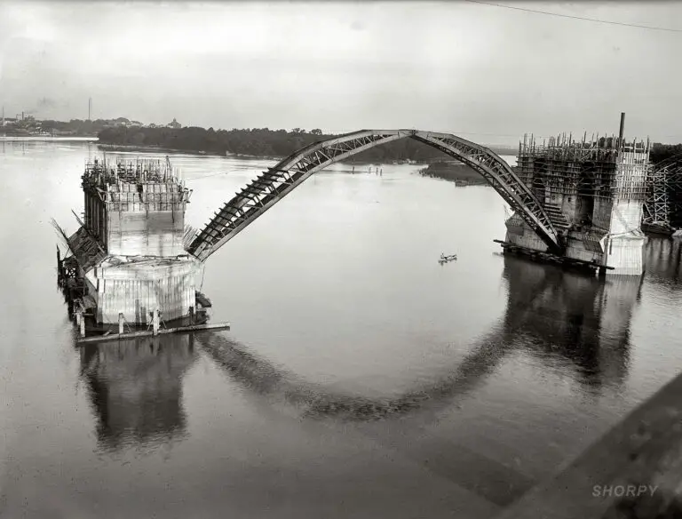 Key Bridge under construction
