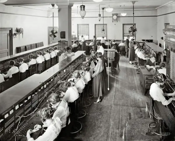 Washington, D.C., circa 1919. "Chesapeake & Potomac Telephone Co. switchboards." Harris & Ewing Collection glass negative.