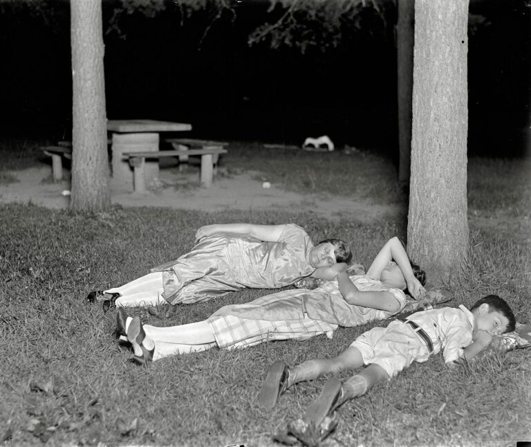 Washington, D.C., in the summer of 1926. "Hot weather, Rock Creek Park." National Photo Company Collection glass negative.