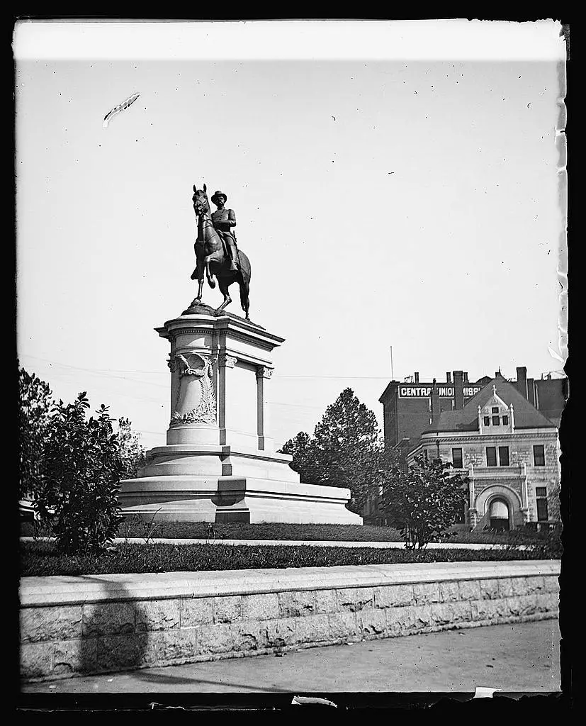 Winfield Scott Hancock statue around 1910 (Library of Congress)