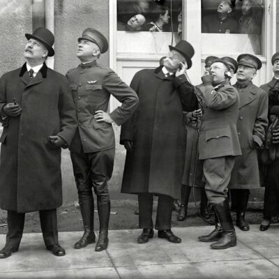 military men in Washington, DC circa 1918