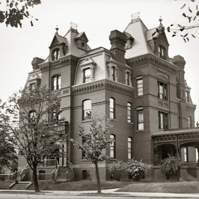Washington circa 1900. "Jack Blaine residence." The imposing 1880s home of James Blaine, Republican from Maine and three-time presidential aspirant. The house, the only surviving example of the "castles" that once ringed Dupont Circle, is undergoing a major renovation. National Photo glass negative.