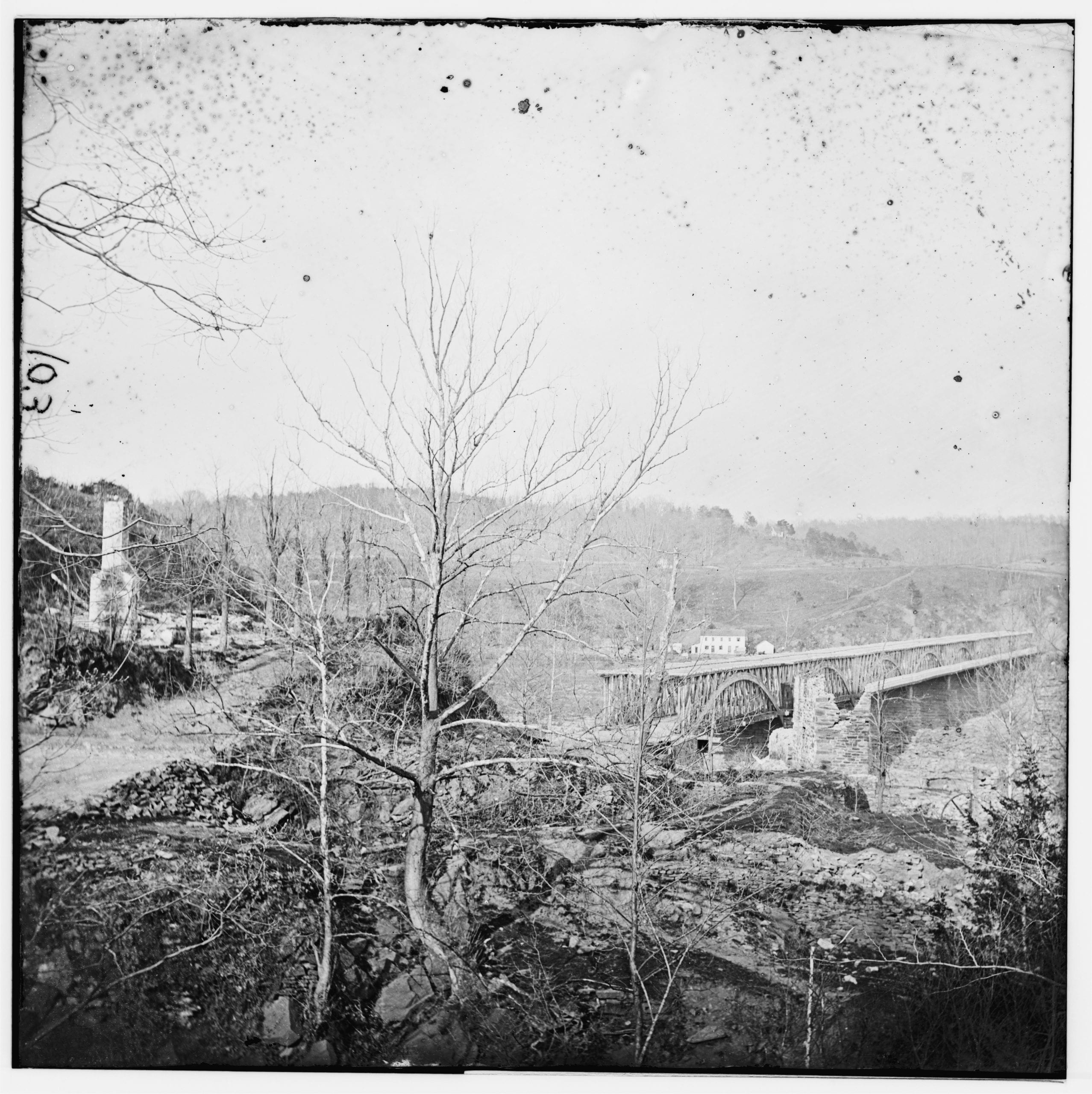 Chain Bridge during the Civil War (Library of Congress)