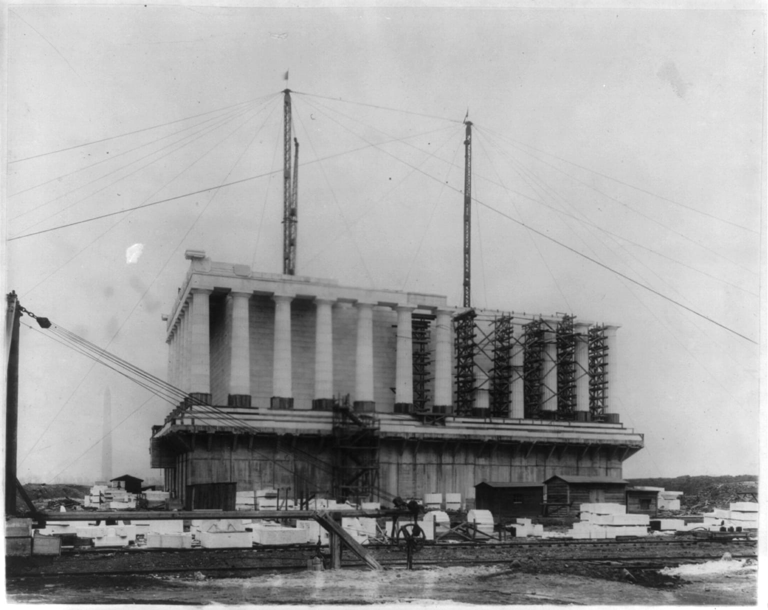 Lincoln Memorial under construction