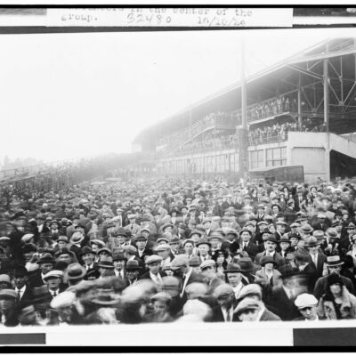 Fans outside Griffith Stadium on October 10th, 1924