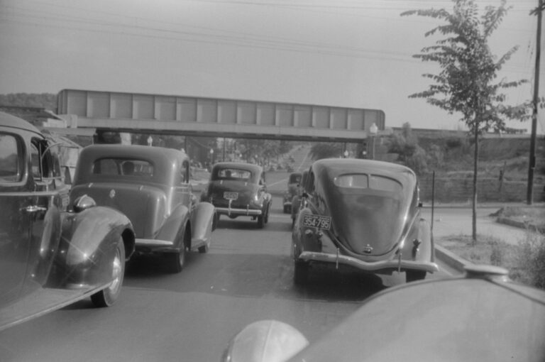 traffic heading down Route 1 (1940)