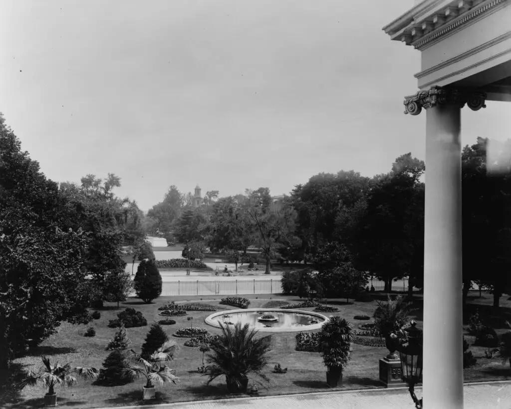 view from White House over front lawn in 1897