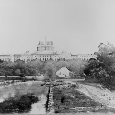 Capitol Dome under construction in 1860