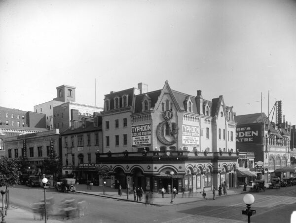 Crandall's Theater, 9th & E, N.W.
