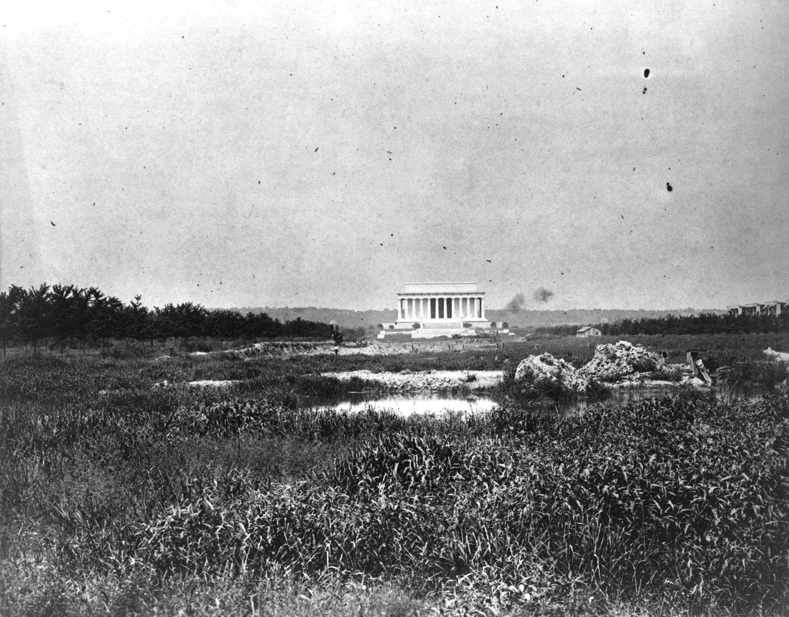 Lincoln Memorial in 1917