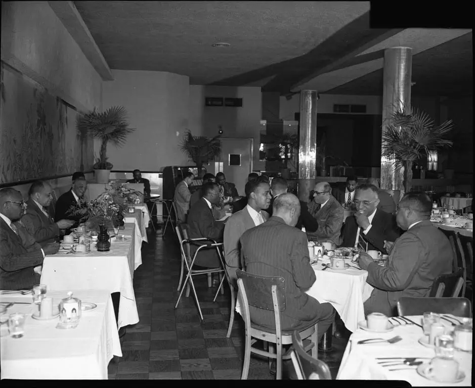 dining room at the Dunbar Hotel