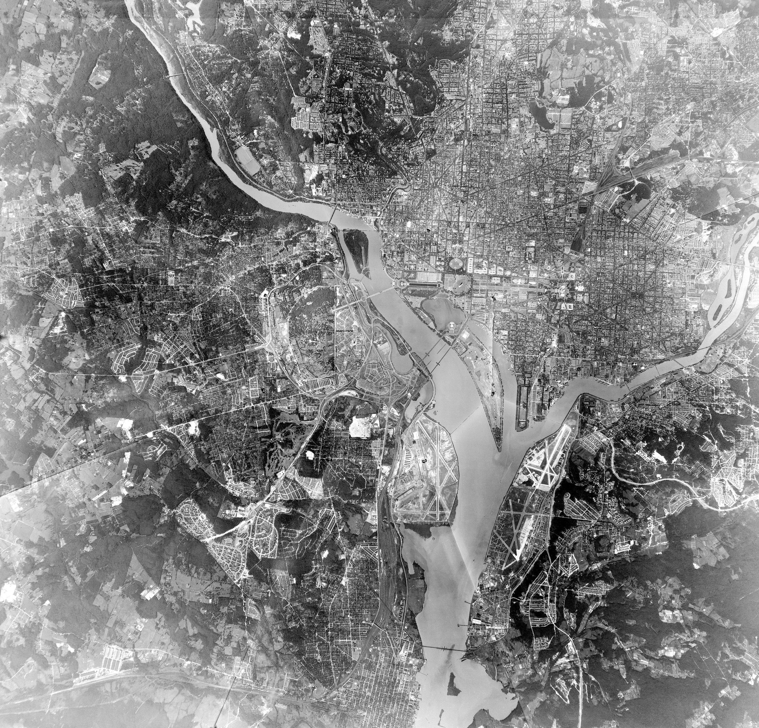 1940s aerial photo of Washington