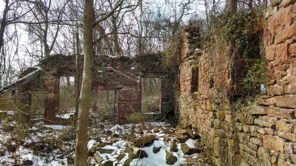 interior of the stone cutting mill