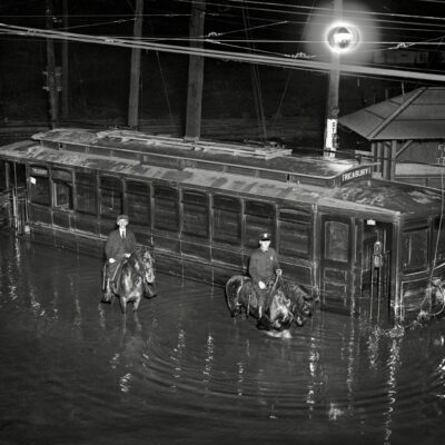 Washington, D.C. "Flood, April 30, 1923." Also some 91-year-old graffiti: "EH L TD." National Photo Company Collection glass negative.