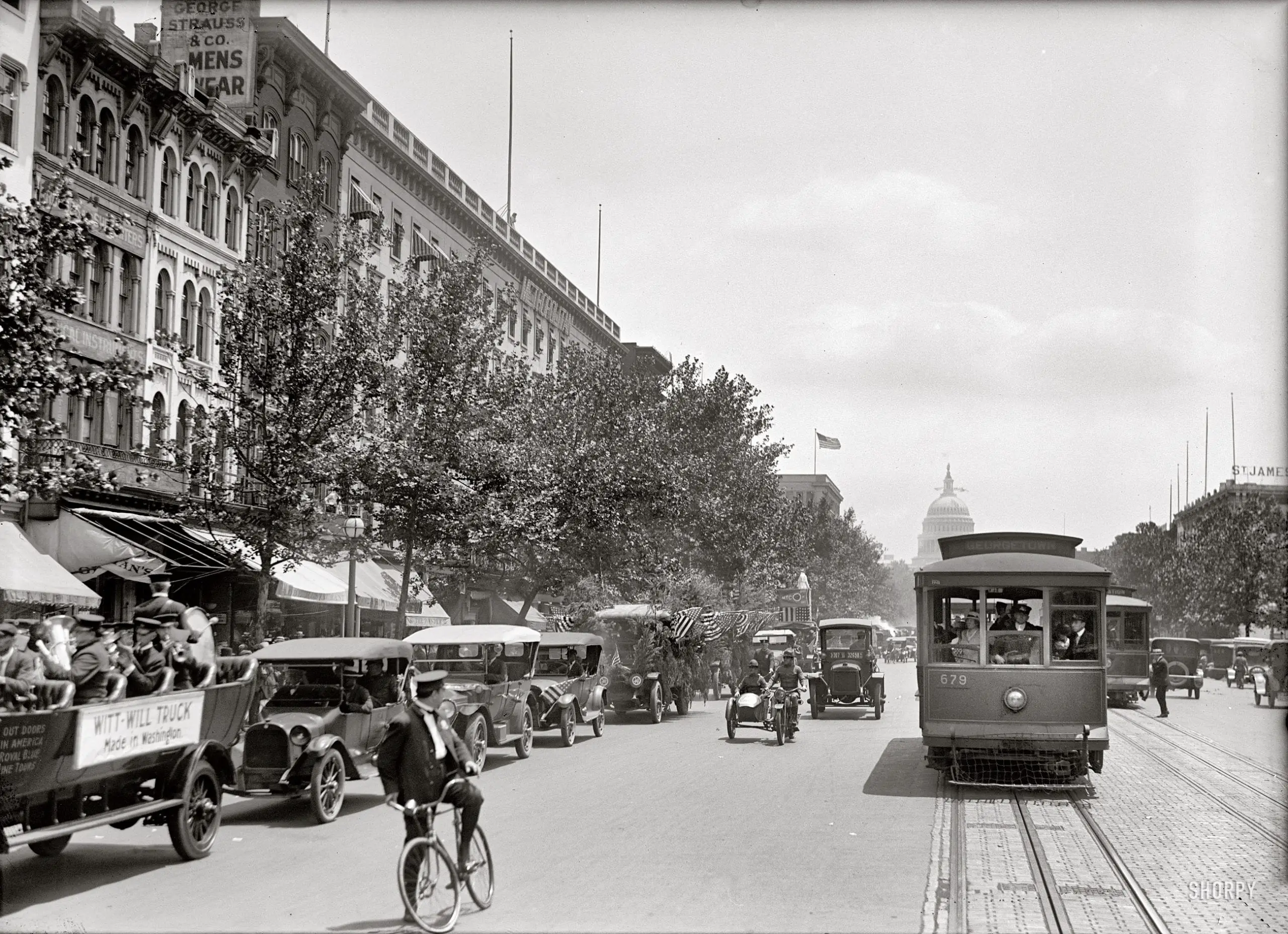 June 28, 1919. "Motor Truck Parade, Pennsylvania Avenue." Held on Motor Transportation Day under the auspices of the Washington Automotive Trade Association. At left we have another appearance on these pages by a Witt-Will conveyance. Harris & Ewing Collection glass negative.