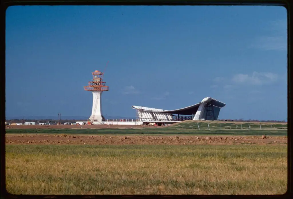 Dulles Airport tower being built