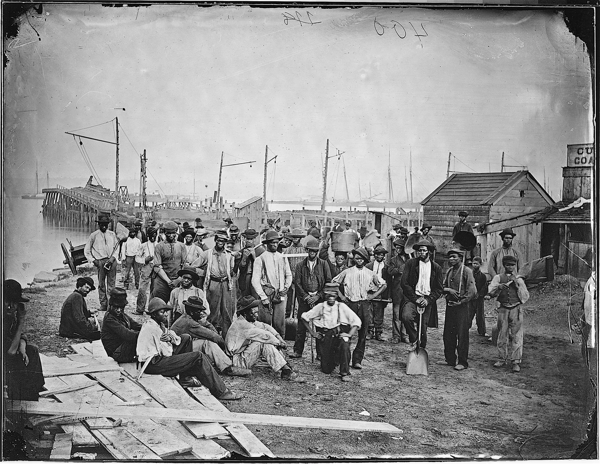 Negro laborers at Alexandria, near coal wharf