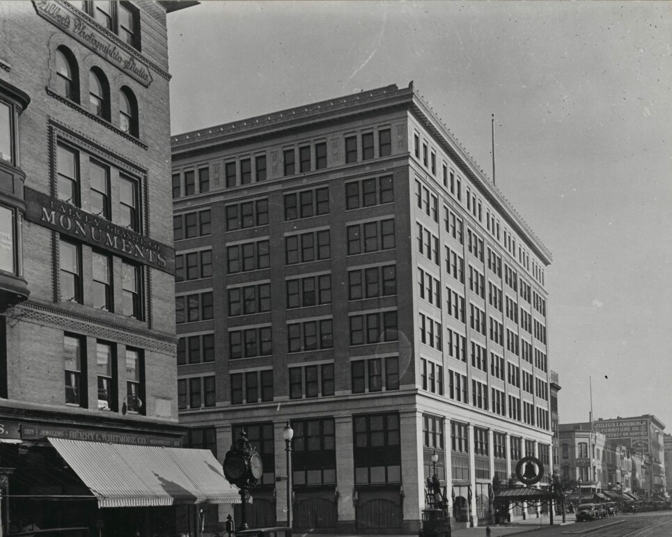 Take a Trip Back in Time: Woodward & Lothrop Building in Washington 100 Years Ago