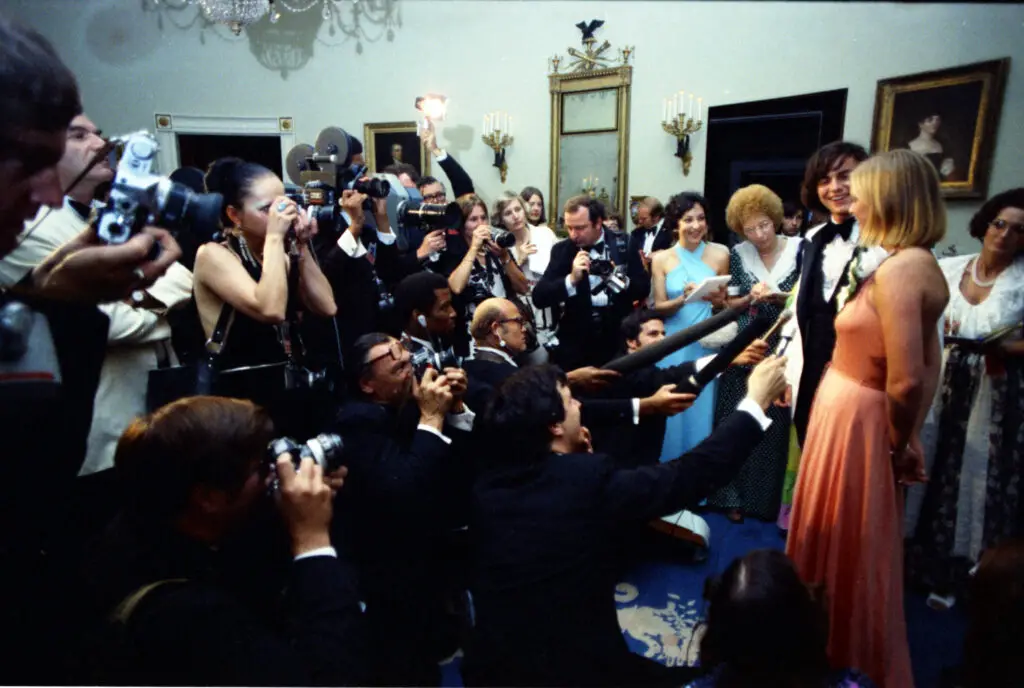 1975, May 31 – The Blue Room – The White House – Washington, DC – Susan Ford, Billy Pifer Students, Media – Susan holding impromptu press conference; formal wear– Holton Arm's Senior Prom - Susan Ford's Date