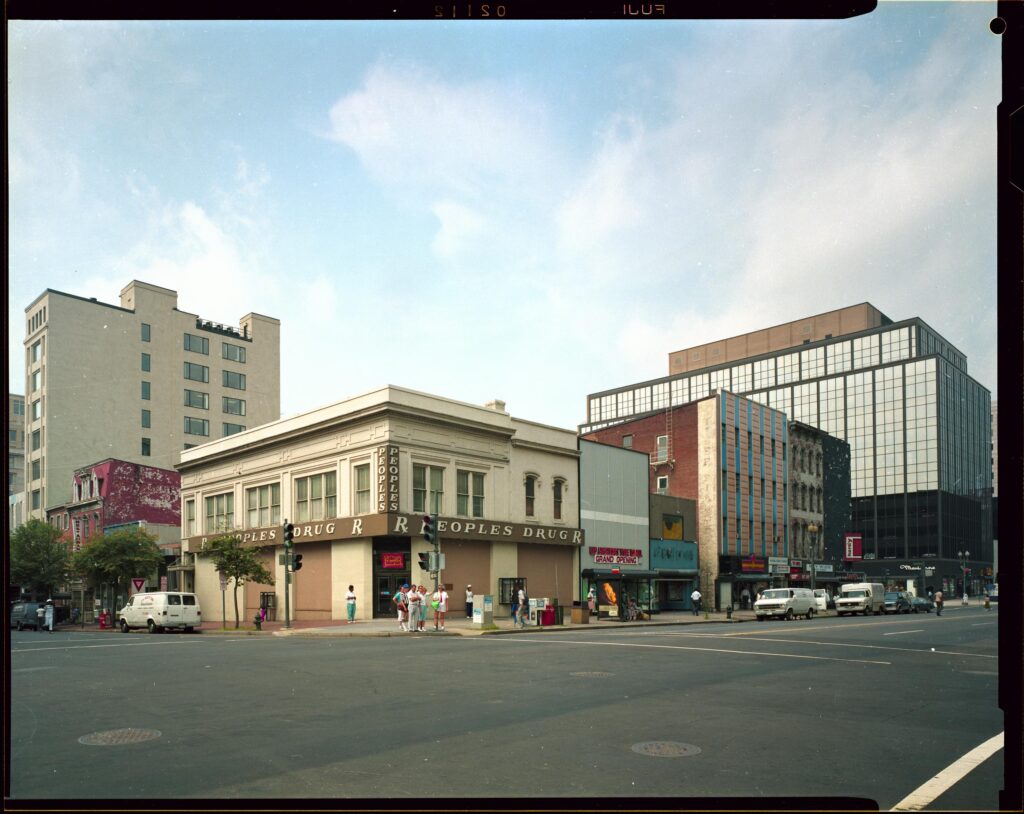 People's Drug Store, Washington, D.C. in the 1990s