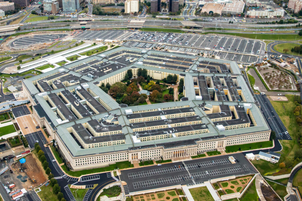181028-M-YQ395-0060
ARLINGTON, Va. (Oct. 28, 2018) An aerial photo of the Pentagon and Arlington, Va., Oct. 28, 2018. The flight provided aerial support for the 43rd Marine Corps Marathon. (U.S. Marine Corps photo by Lance Cpl. Quinn Hurt/Released)