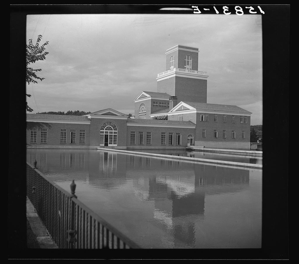 Waterworks on Conduit Road, Washington DC, 1940