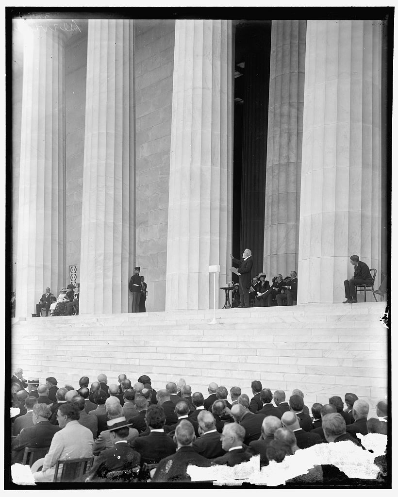 The crowd at the Lincoln Memorial dedication, May 30 1922