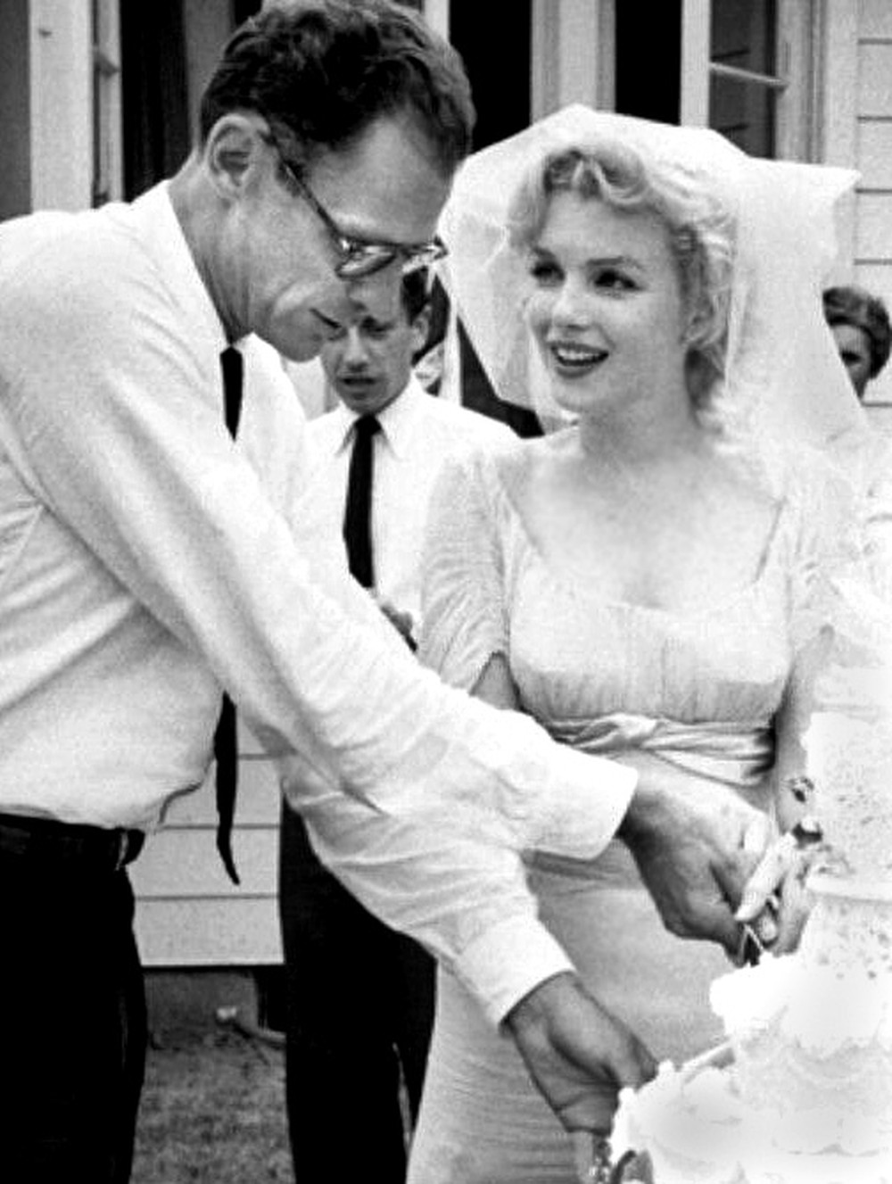 Marilyn Monroe and Arthur Miller at their wedding, June 29, 1956, eight days after Miller's HUAC testimony.