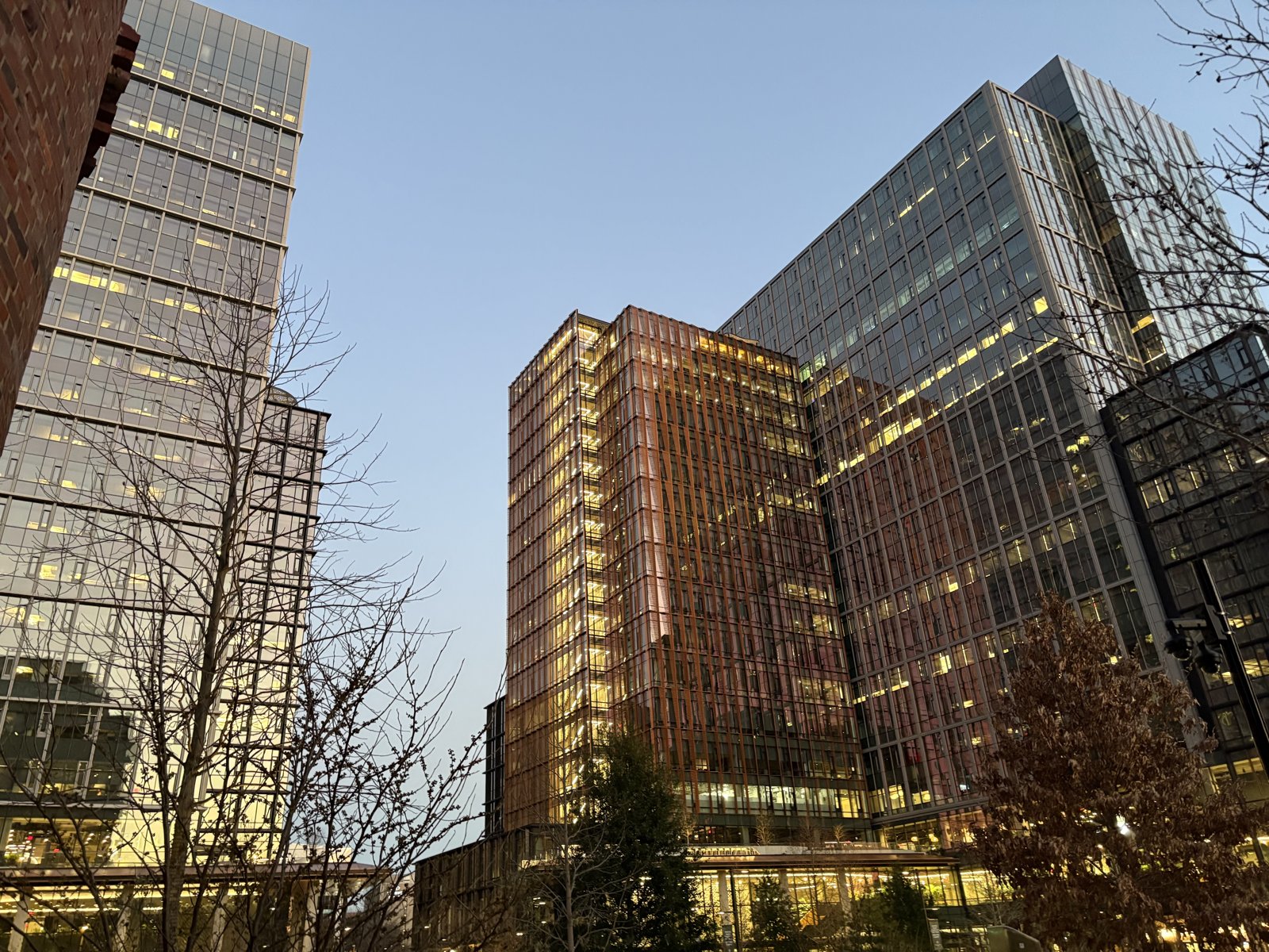 Amazon HQ2 Phase 1 Metropolitan and Merlin buildings in Pentagon City Arlington Virginia