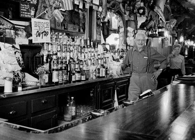 Joe Nardelli and longtime waitress Caroline behind the bar at the Tune Inn in 1990