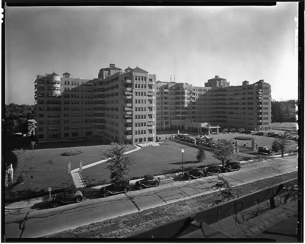 The Shoreham Hotel from across Calvert Street, photographed shortly after its 1930 opening, Theodor Horydczak Collection, Library of Congress